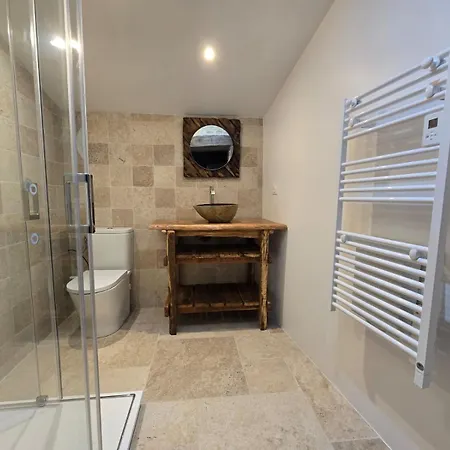 La Maison De Jade * Meyrals